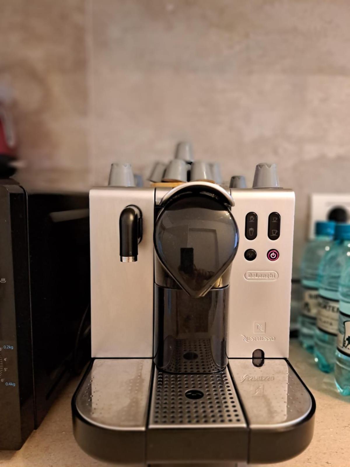 Sofia Cozy Apartment - Underground Private Parking 부쿠레슈티 외부 사진